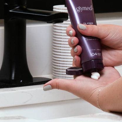 Oil-Free Protective Moisturizer with SPF 30